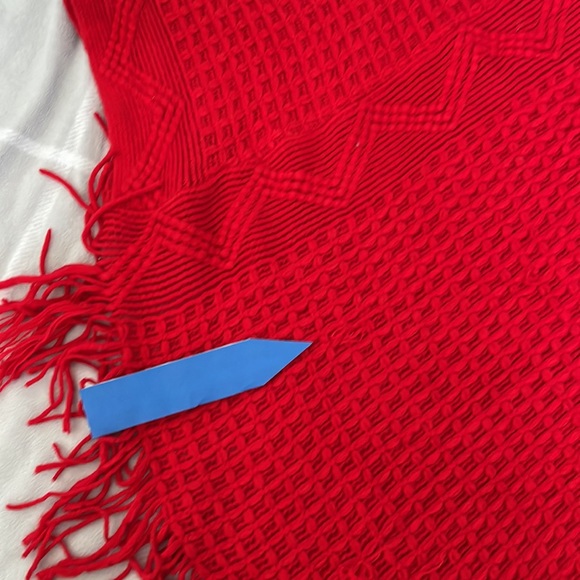 Women Red Shawl Poncho S-M Knitted Sweater Pullover with Fringe Soft Pullover - Picture 13 of 15